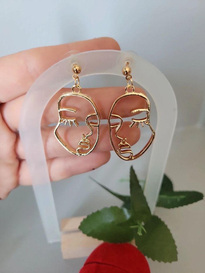 Boucles / clips d oreilles visage gold - photo numéro 3