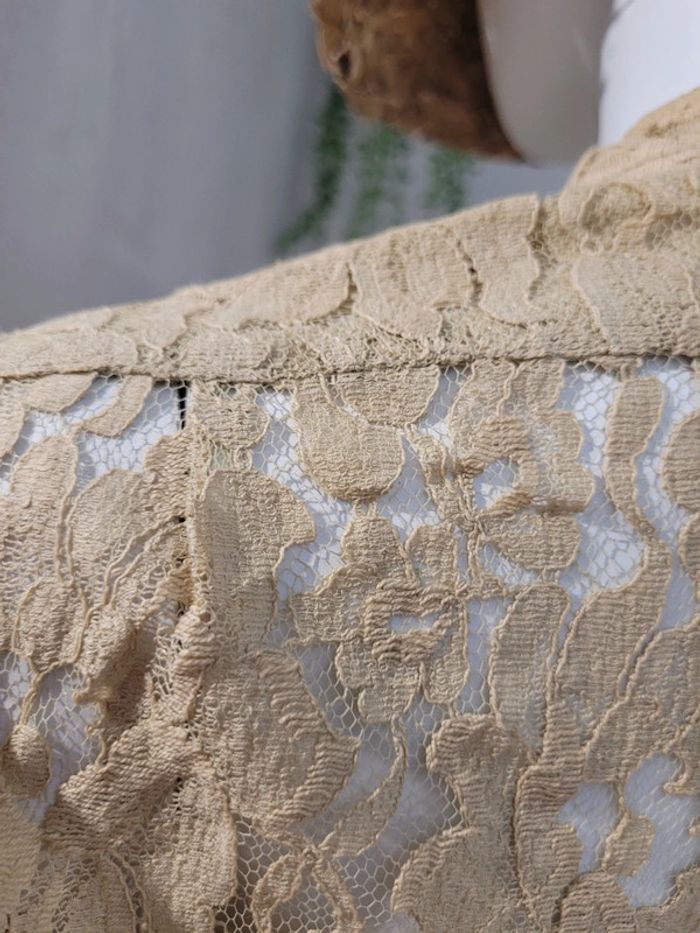 Chemise en dentelle - photo numéro 7
