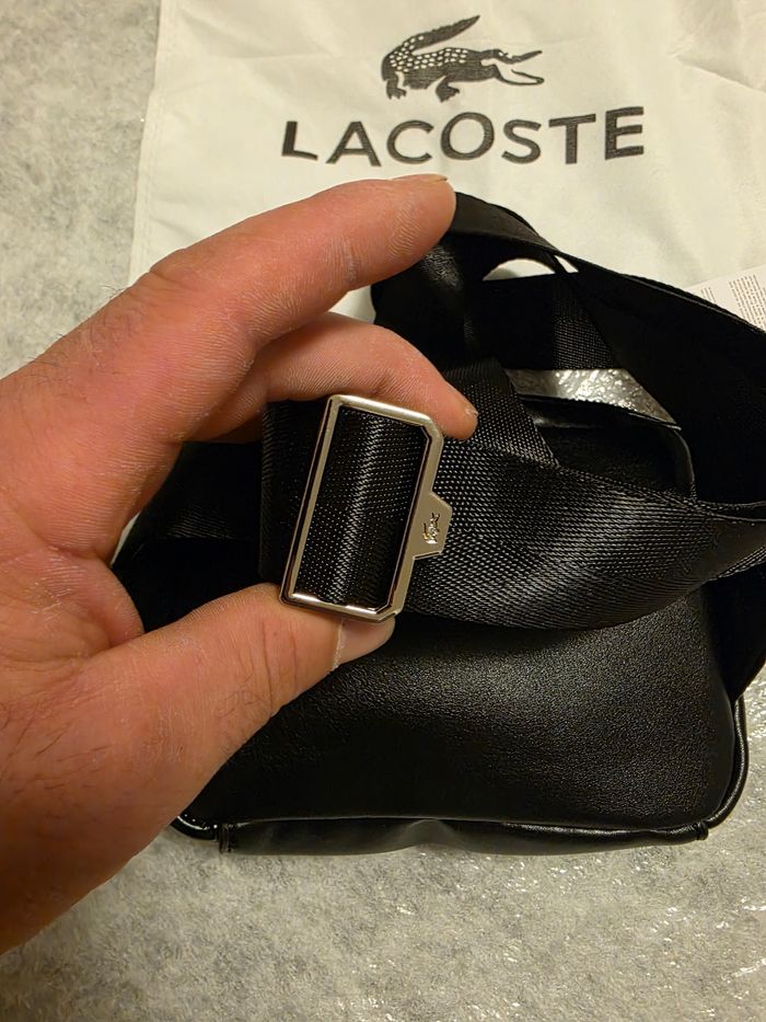 Sac à bandoulière Lacoste - photo numéro 3