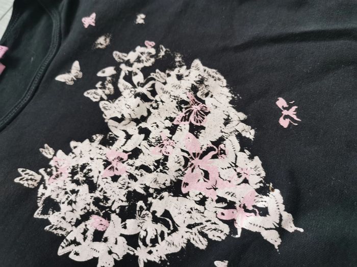 T-shirt manches longues noir cœur papillons roses NKY - photo numéro 4