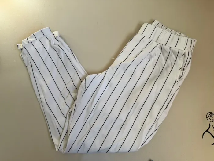 Pantalon rayé Bershka