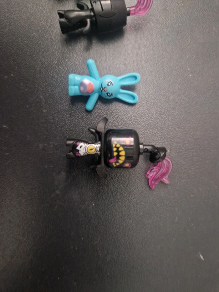 Minifigures lego Dreams