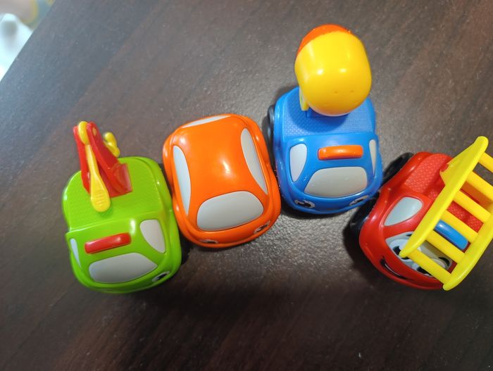 Lot de petite voiture - photo numéro 3