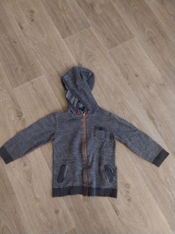 Veste à capuche