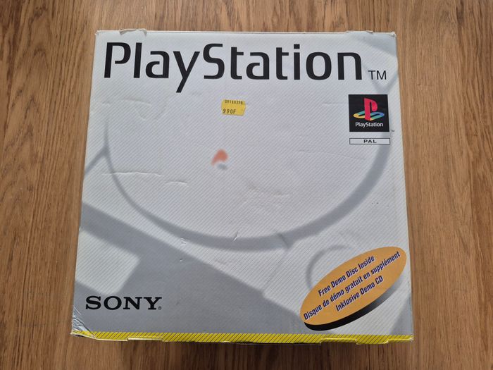Lot Playstation en boite + 12 jeux + notice neuve + SCPH 5502 / 1002 Pal Fr / Eu - photo numéro 4