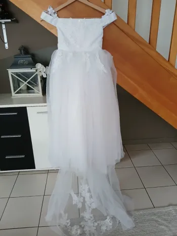 Magnifique Robe de demoiselle d'honneur en dentelle et tulle pailletée Taille 6 ans🌿💝