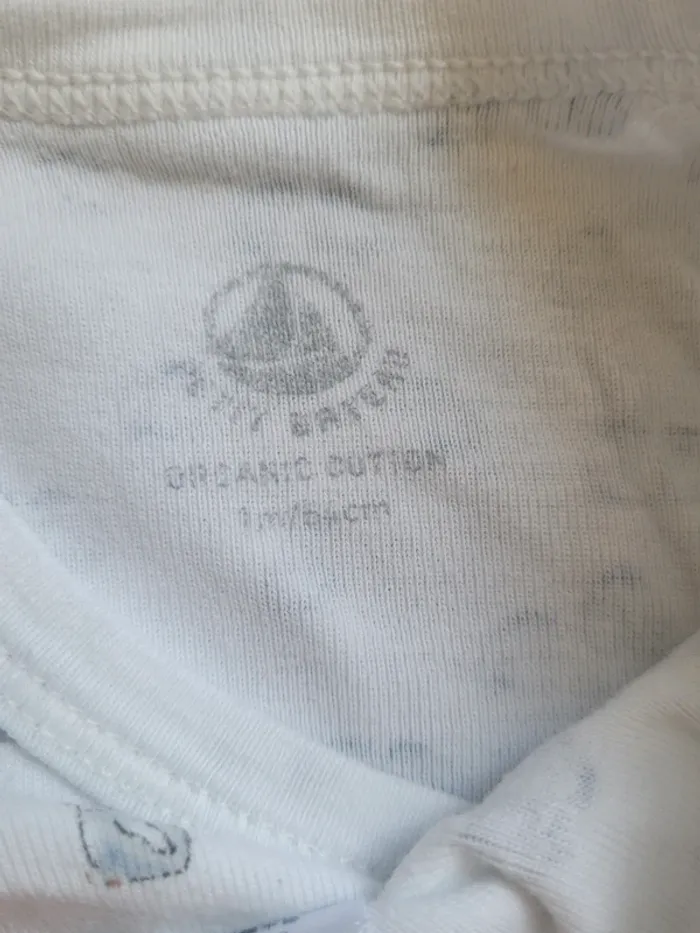 Lot 2 bodies manches longues Petit Bateau - photo numéro 4