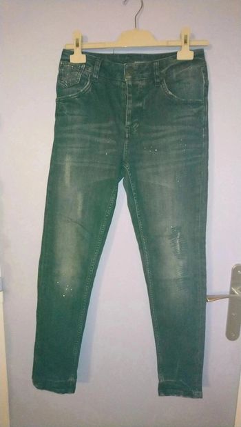 Jeans bonobo modèle Paris comme neuf taille 34 avec effets de peinture et aspect used