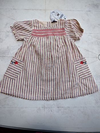 Robe sergent major 2/3 ans neuve