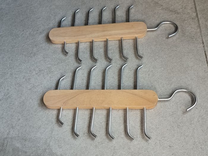 Lot 2 cintres à cravates - photo numéro 4