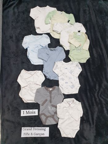 Lot bodies manches longues  garçon 1 mois Kiabi et kitchoun