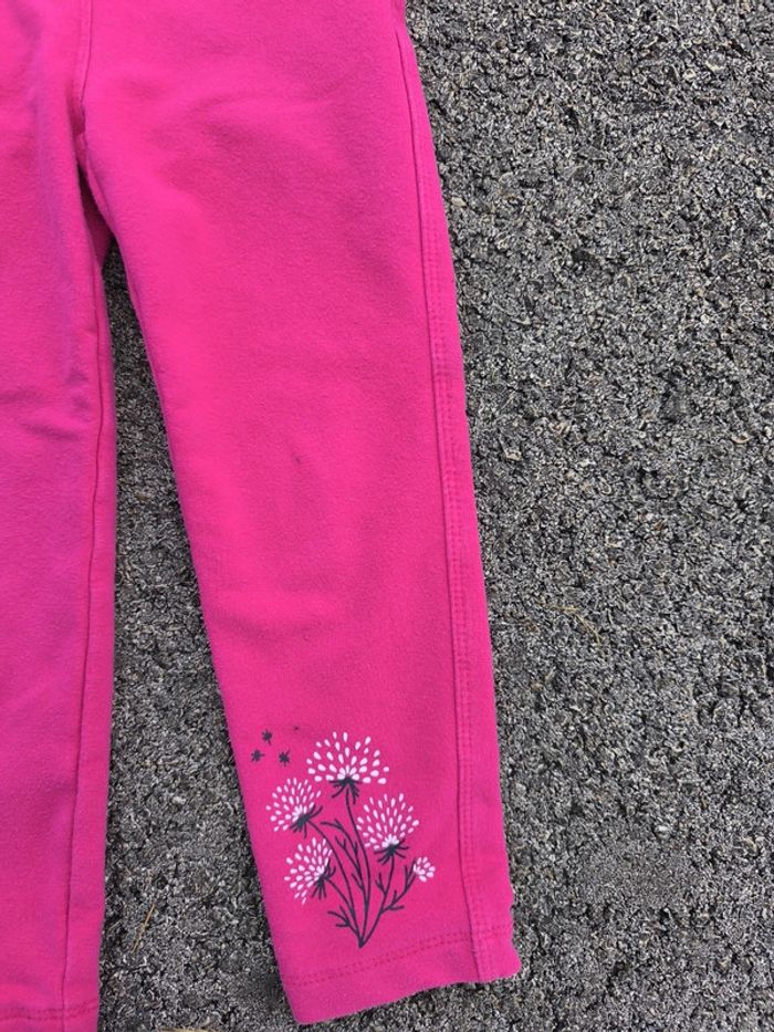Jogging taille 3 ans en bon état - photo numéro 2