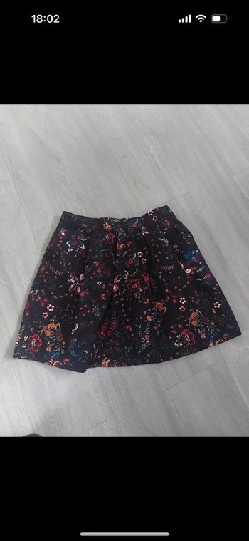 jupe Stradivarius taille 38
