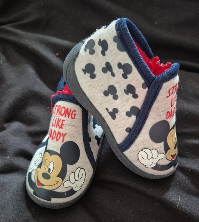Chausson mickey