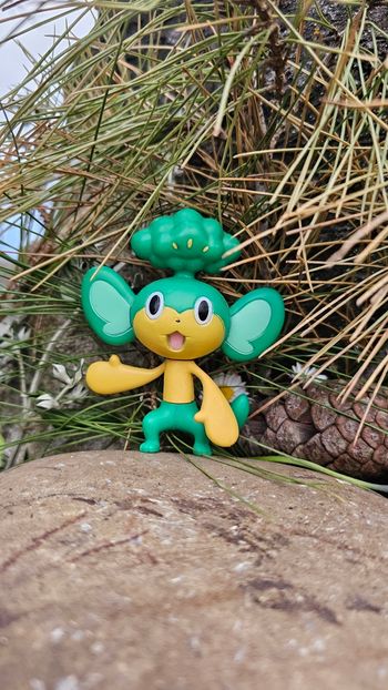 Super figurine Pokemon Nintendo feuillajou