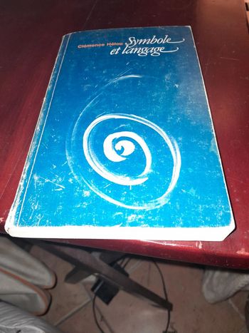 Symboles et langages dans les ecrits