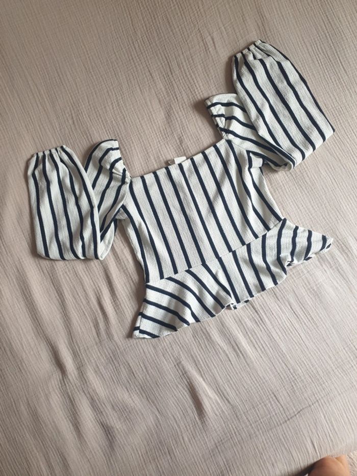 Blouse rayée épaules très sympa - photo numéro 6