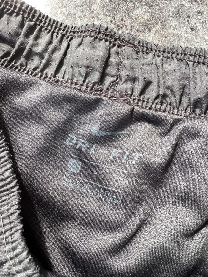 Short sport running noir femme Nike S Dri fit Women Sportshorts Damen Pantaloncini sportivi donna - photo numéro 5