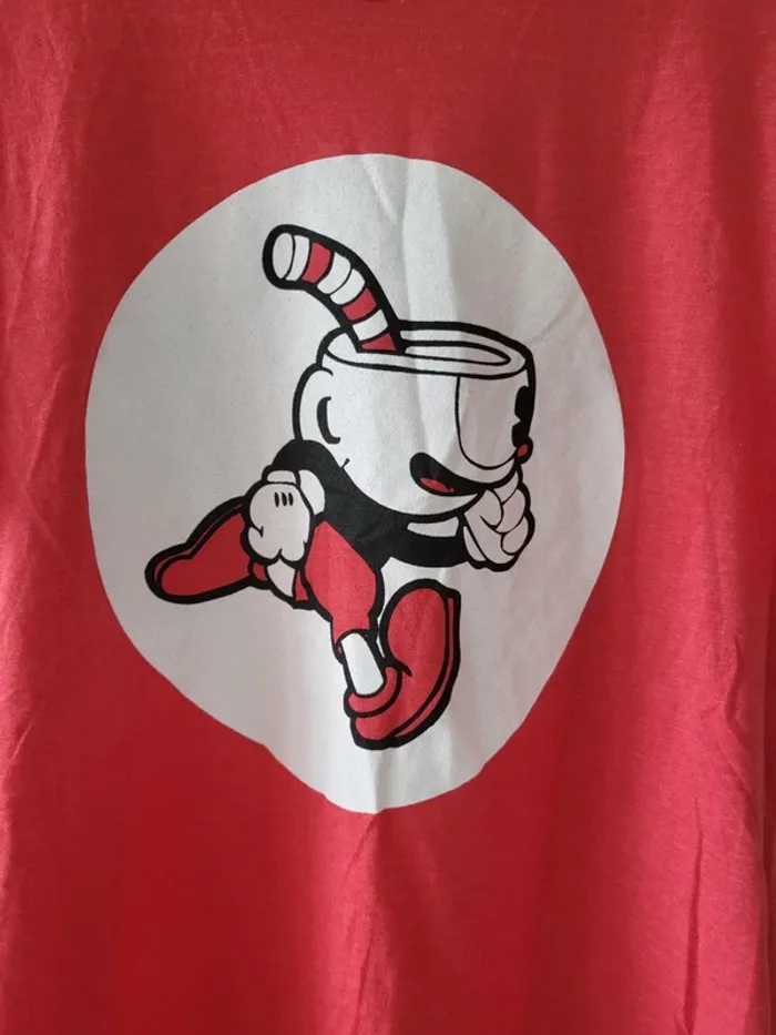 T-shirt XL CupHead neuf - photo numéro 3