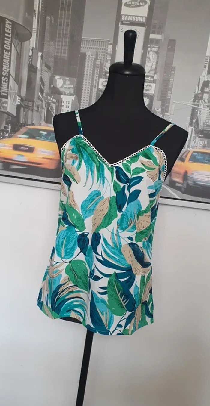 Ensemble débardeur+short - photo numéro 4