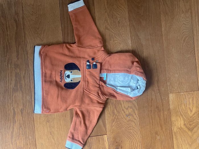 Pull marron 9 mois