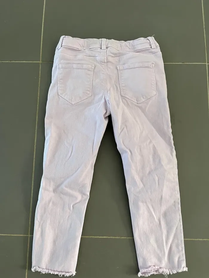 Pantacourt skinny 8 ans en très bon état kiabi - photo numéro 3