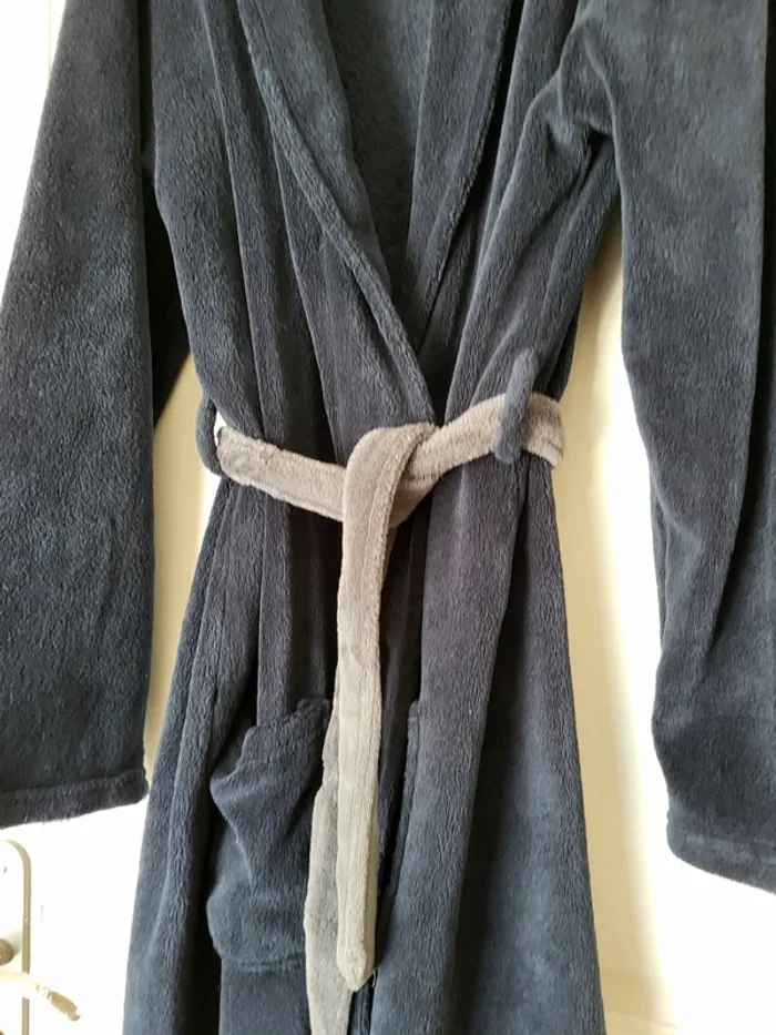 Peignoir/ robe de chambre tout doux bleu marine - Kiabi - photo numéro 3