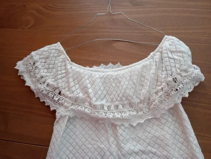 Robe broderie/ Mango/ taille M - photo numéro 3