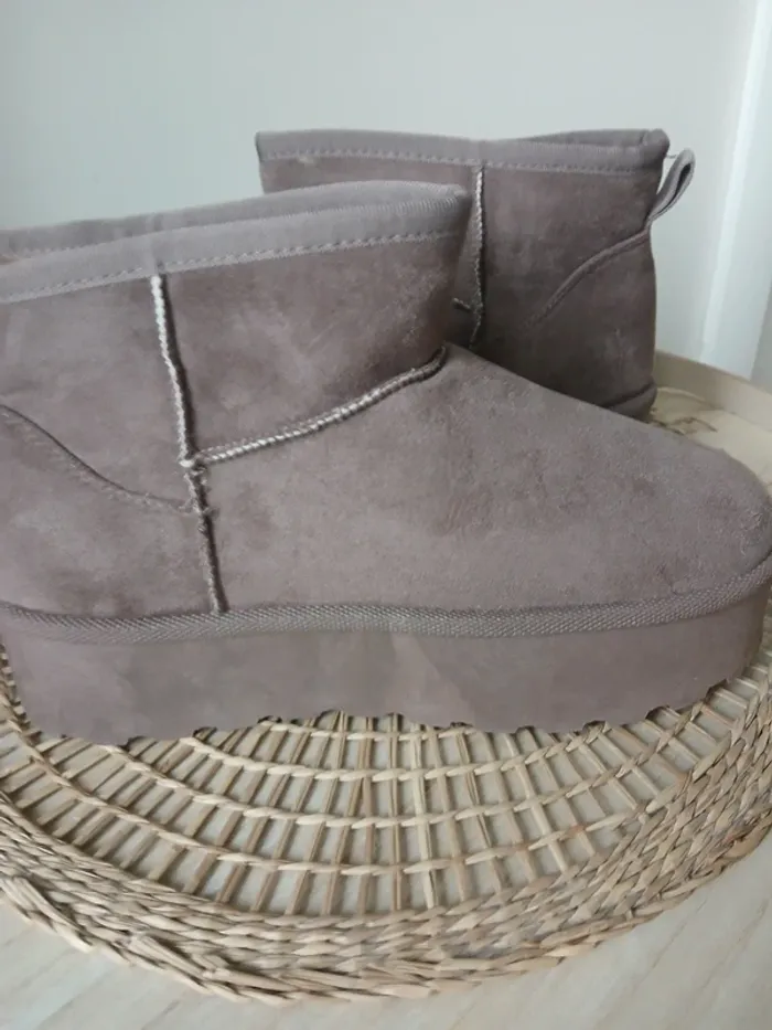 Boots taupe - photo numéro 3
