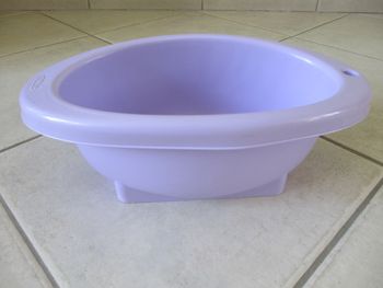 Baignoire plastique pour poupées Ecoiffier