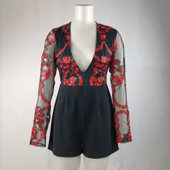 Combi-short combishort brodée décoletté transparente avec des roses - Missguided - Taille 36 A1215