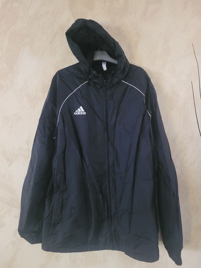 🌼 Coupe vent ADIDAS