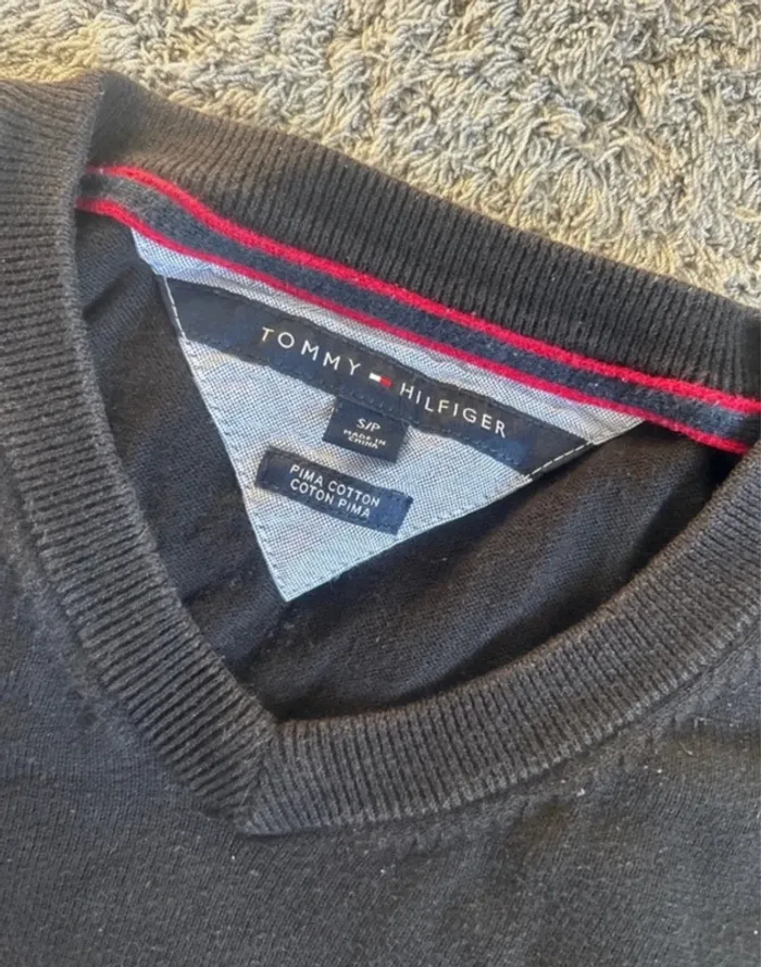 Pull tommy Hilfiger taille S noir - photo numéro 4
