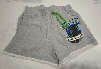 Short gris Star Wars T : 8 ans