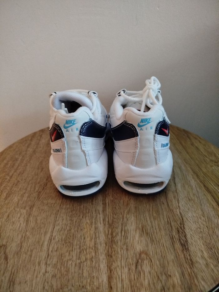 Baskets Nike T 37,5 - photo numéro 7
