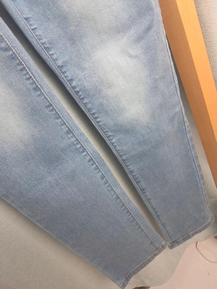 Md'M jean T 40 neuf - photo numéro 4