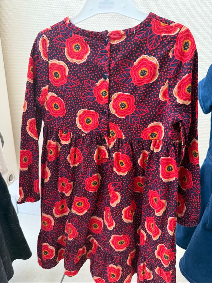 Jolie robe d’hiver 6 ans dpam - photo numéro 2