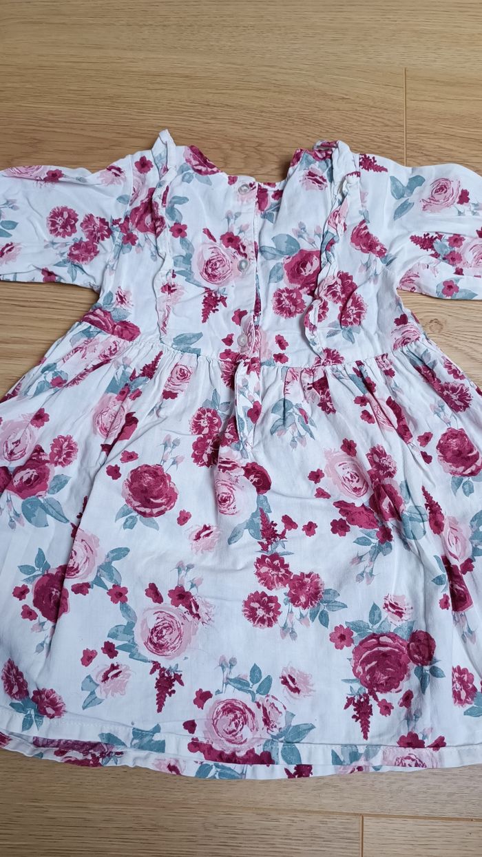 Robe H&M et legging 18 mois - photo numéro 4