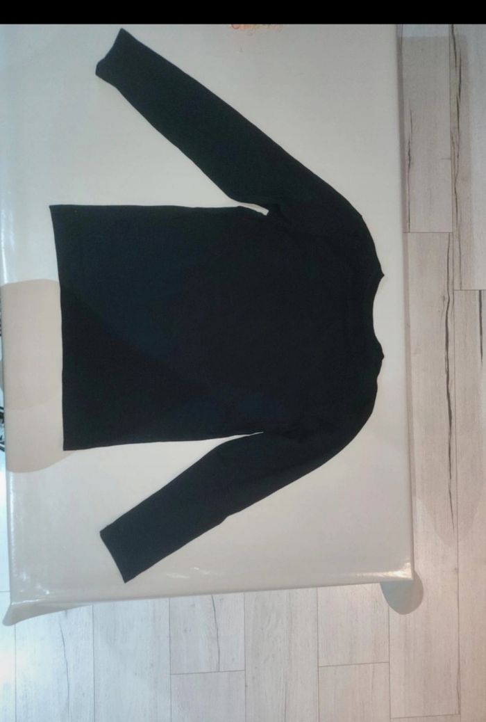 T-shirt manches longues  12 ans - photo numéro 4