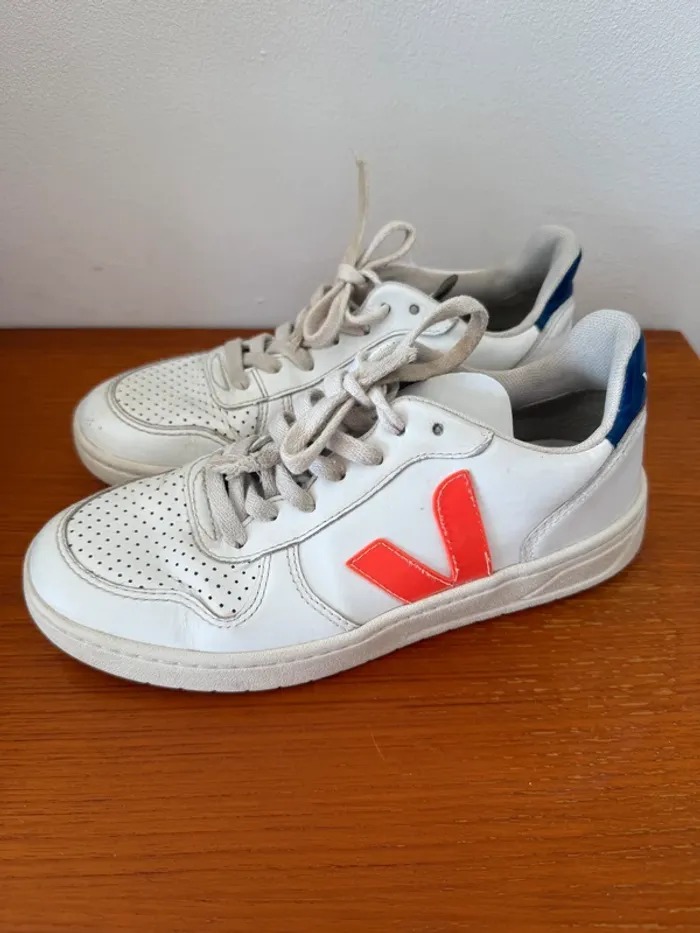 Baskets Veja taille 37