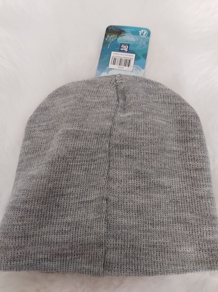 Bonnet fille Reine des neiges,Disney, neuf,taille 52 - photo numéro 2