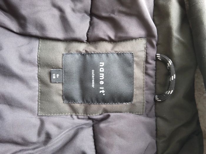 🍁A 7€ uniquement ce week-end 🍁 🌸Manteau kaki a fourrure 6ans🌸 - photo numéro 11