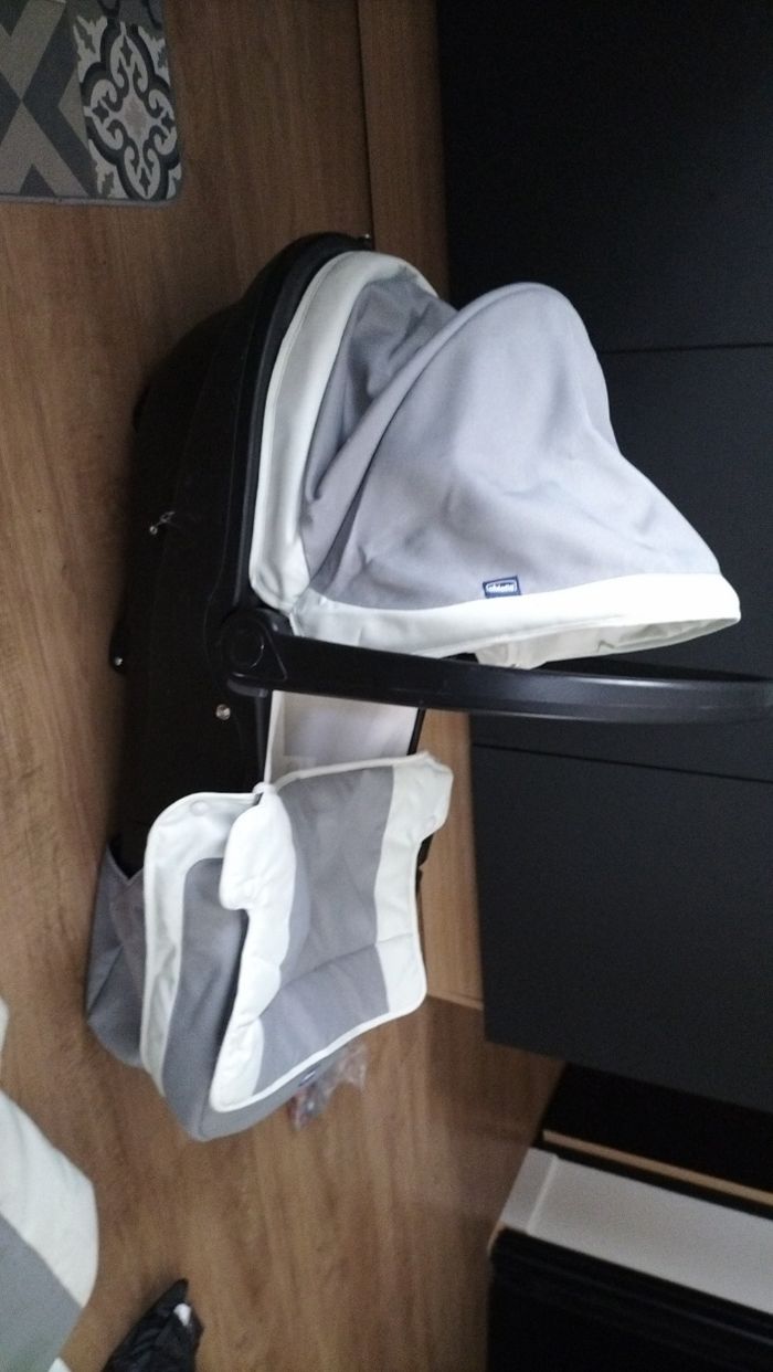 Poussette trio my city chicco - photo numéro 4