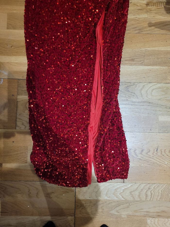 Robe de soirée rouge - photo numéro 2