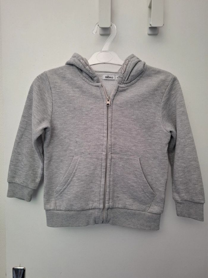 Veste à capuche 4 ans