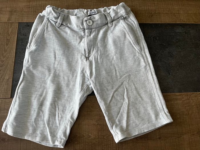 Short 10 ans