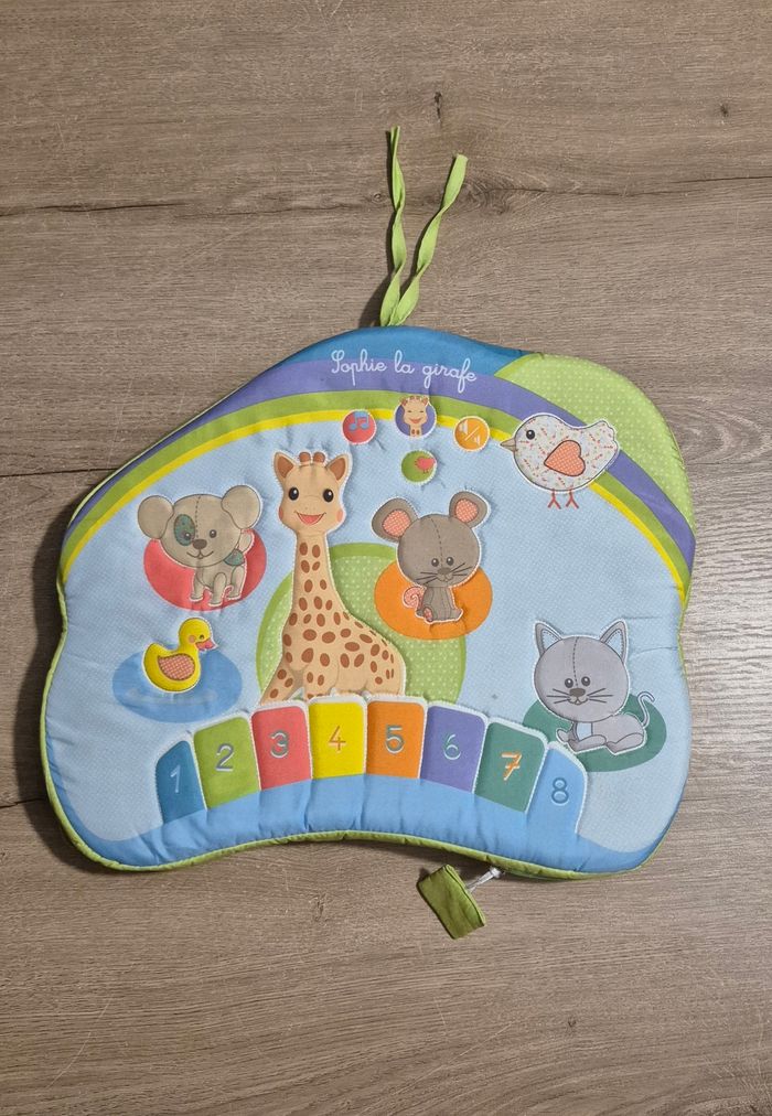 Tableau d'éveil Touch & Play Sophie la girafe