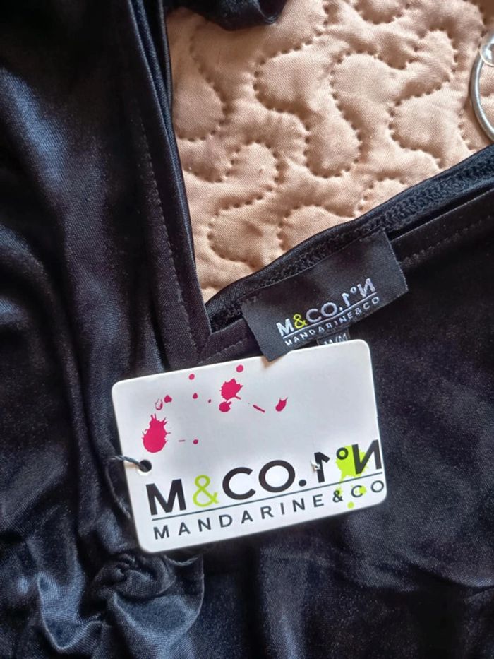 Robe courte. Marque M &Co. - photo numéro 3