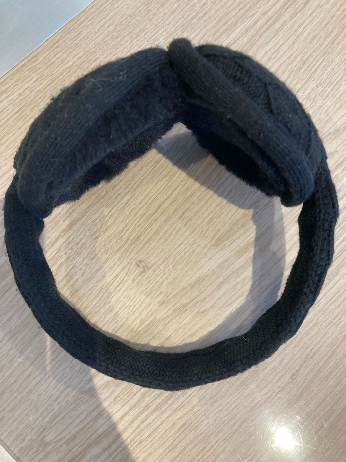 Cache oreille noir - photo numéro 2