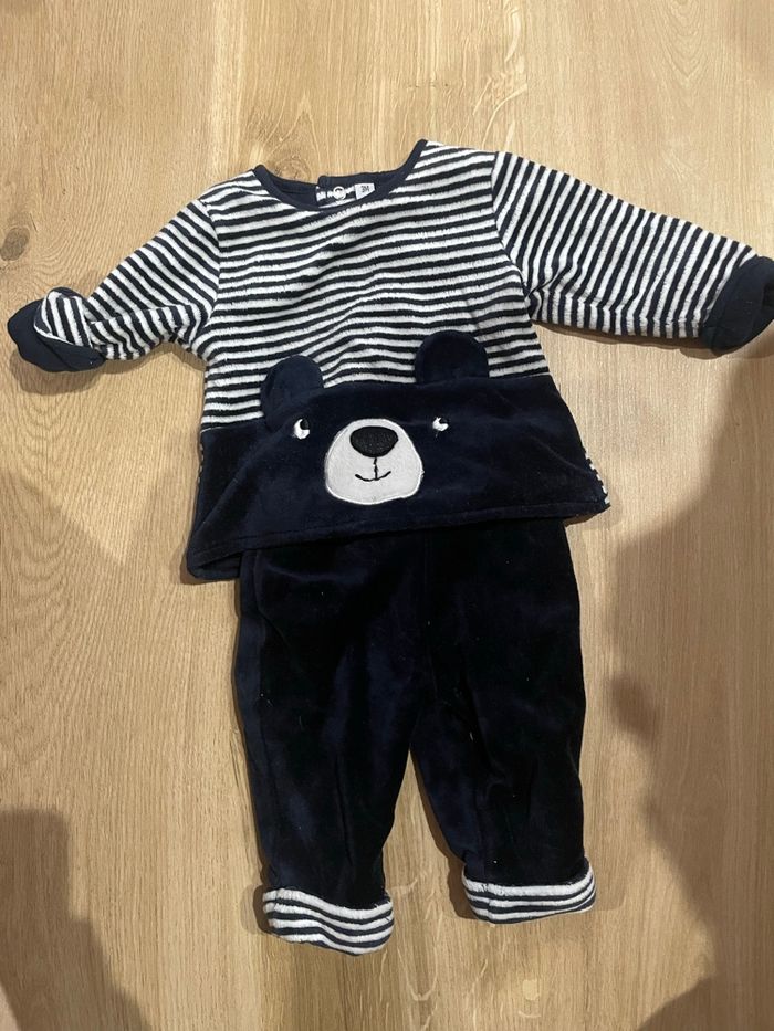 Ensemble velours haut + pantalon velours nounours comme neuf 3 mois